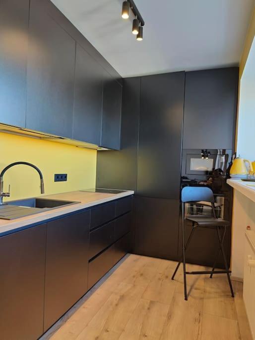 Lai Apartment In City Center Of Rakvere Eksteriør billede